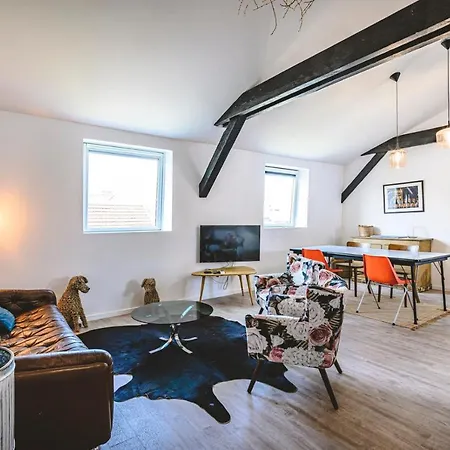 Saint Jacques - Climatise En Centre *